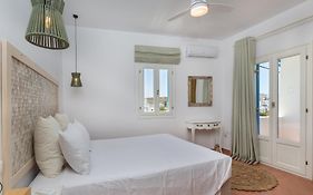 Cycladic Luxurious Maisonette